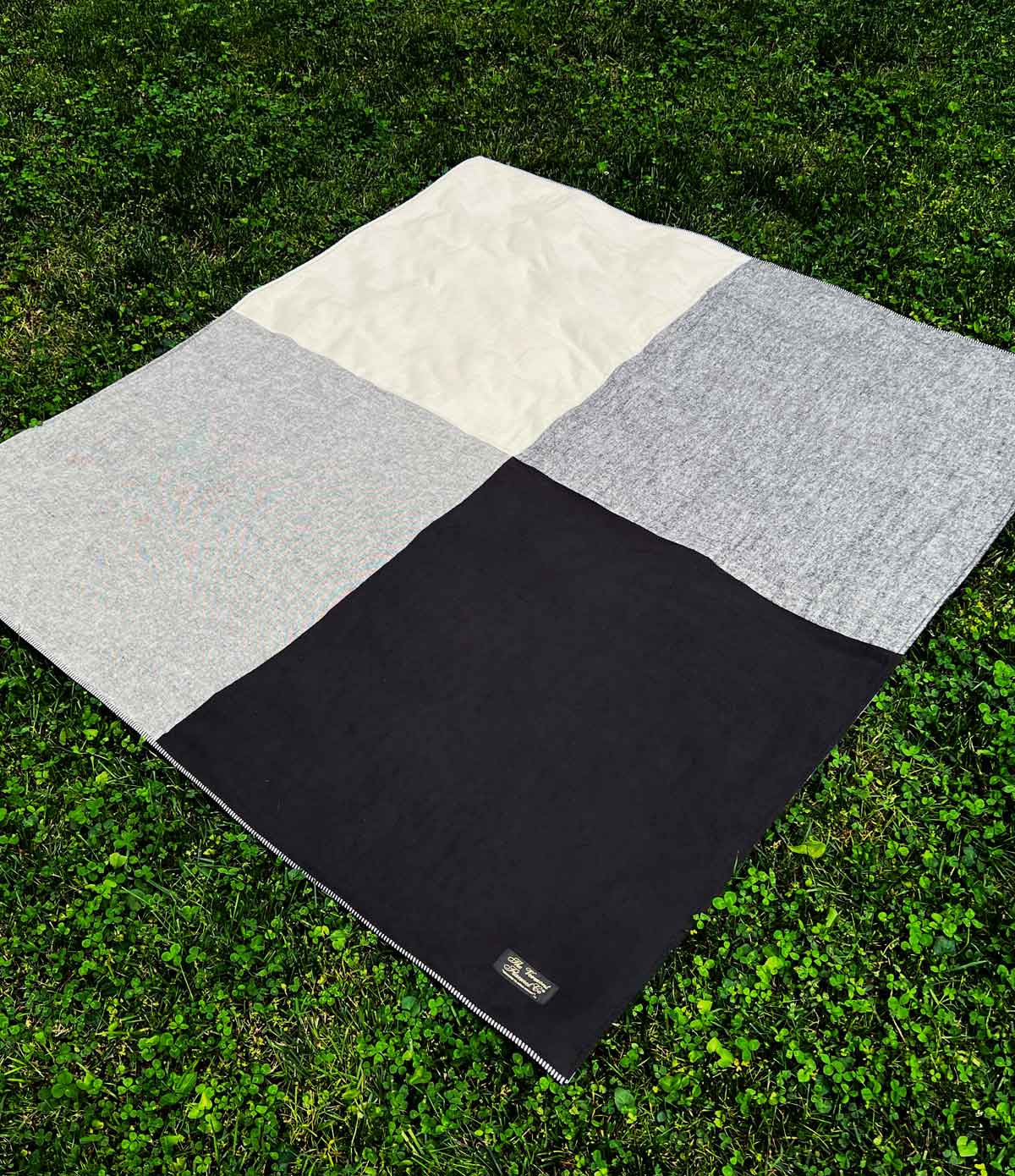 Luxury Blanket - Upstate - Image 5